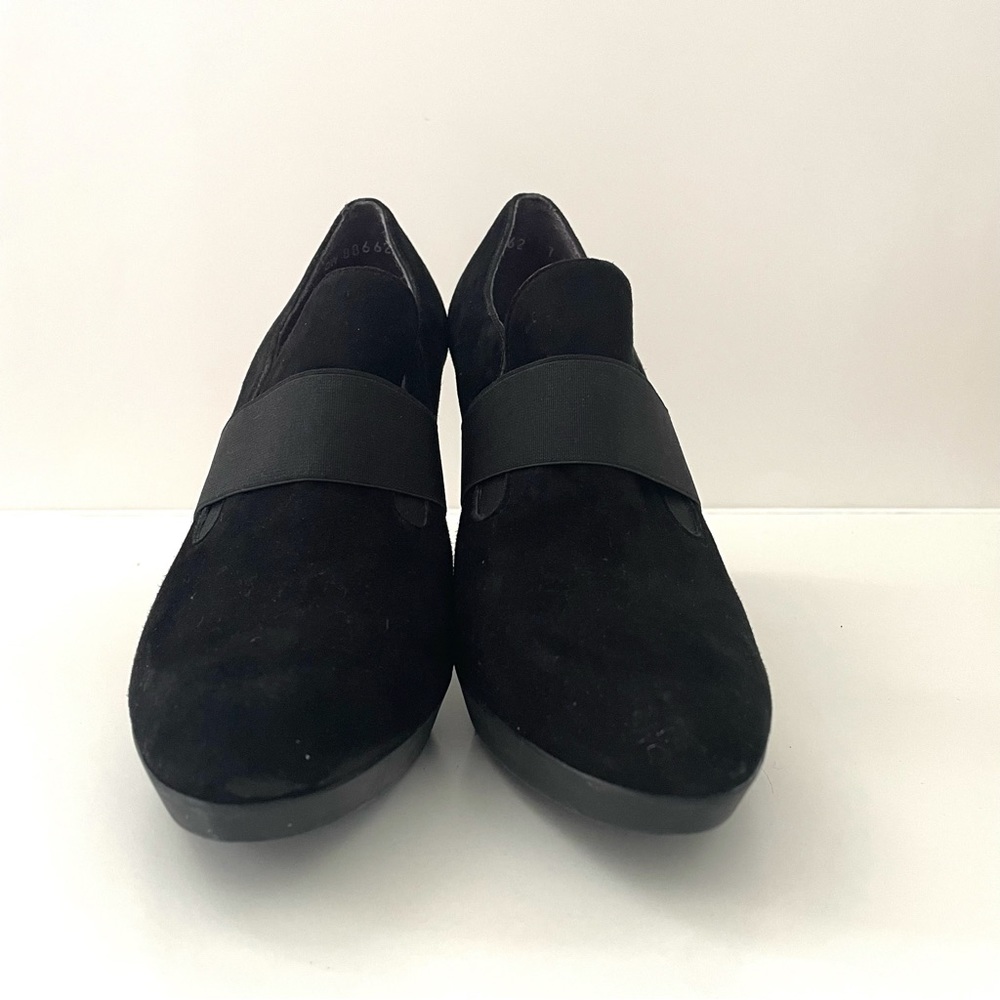 Stuart Weitzman Suede Booties Size 7 - image 4
